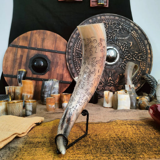 Set of 3 Drinking Horn Mugs – Large Handcrafted Horn Cups – Norse Mead Mugs for Ale, Beer & Medieval Decor